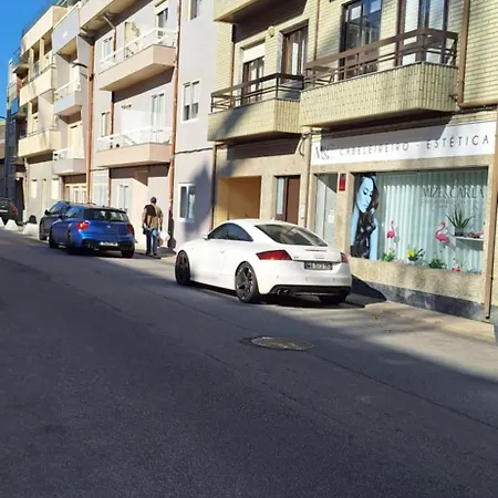 Daire Ferreirinhas - House *