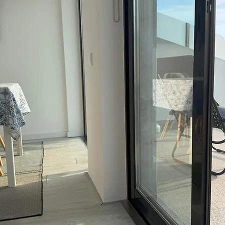 Ferreirinhas - House